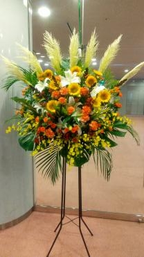 スタンド生花お届させていただきました。|「花辰」　（東京都北区の花屋）のブログ